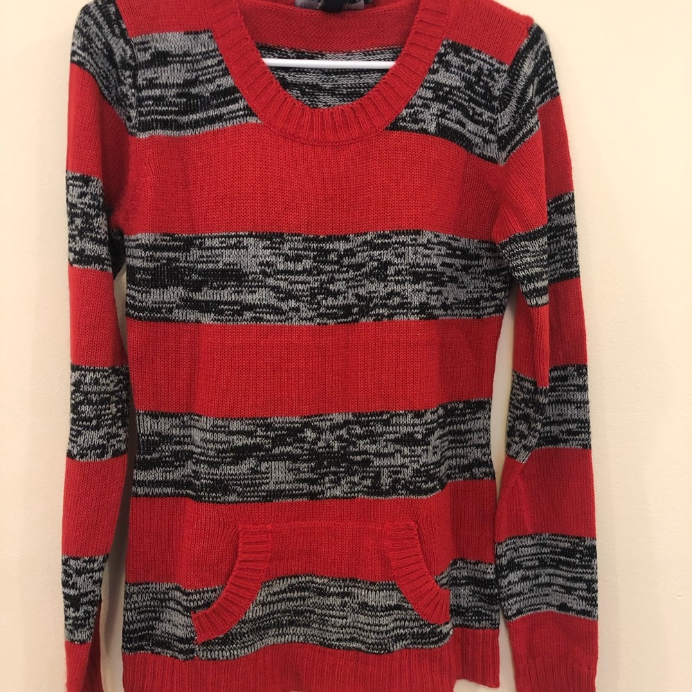 Sweater - Picture 2 of 3